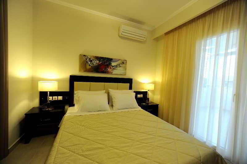 Mamfredas Luxury Resort Planos  Exterior photo